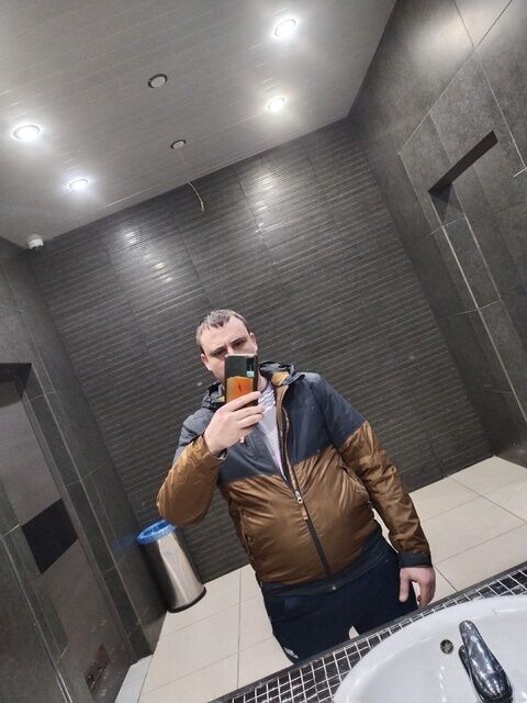  45648953  Pavel, 33 ,    