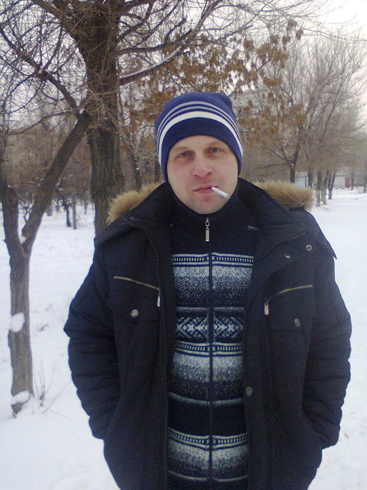  4107293  Maksim, 37 ,    