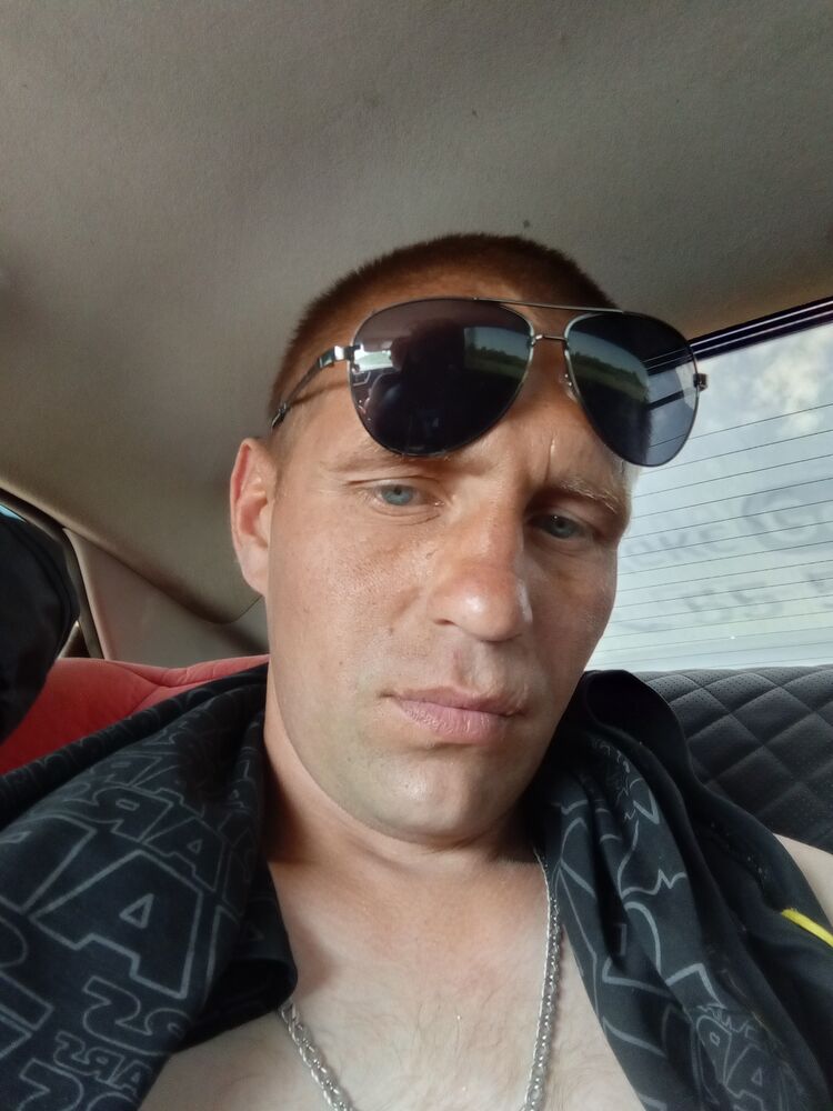  43989333  , 37 ,    