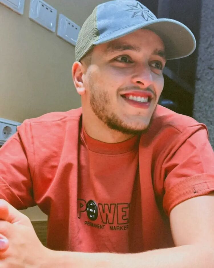  ,   Zeko, 28 ,   ,   