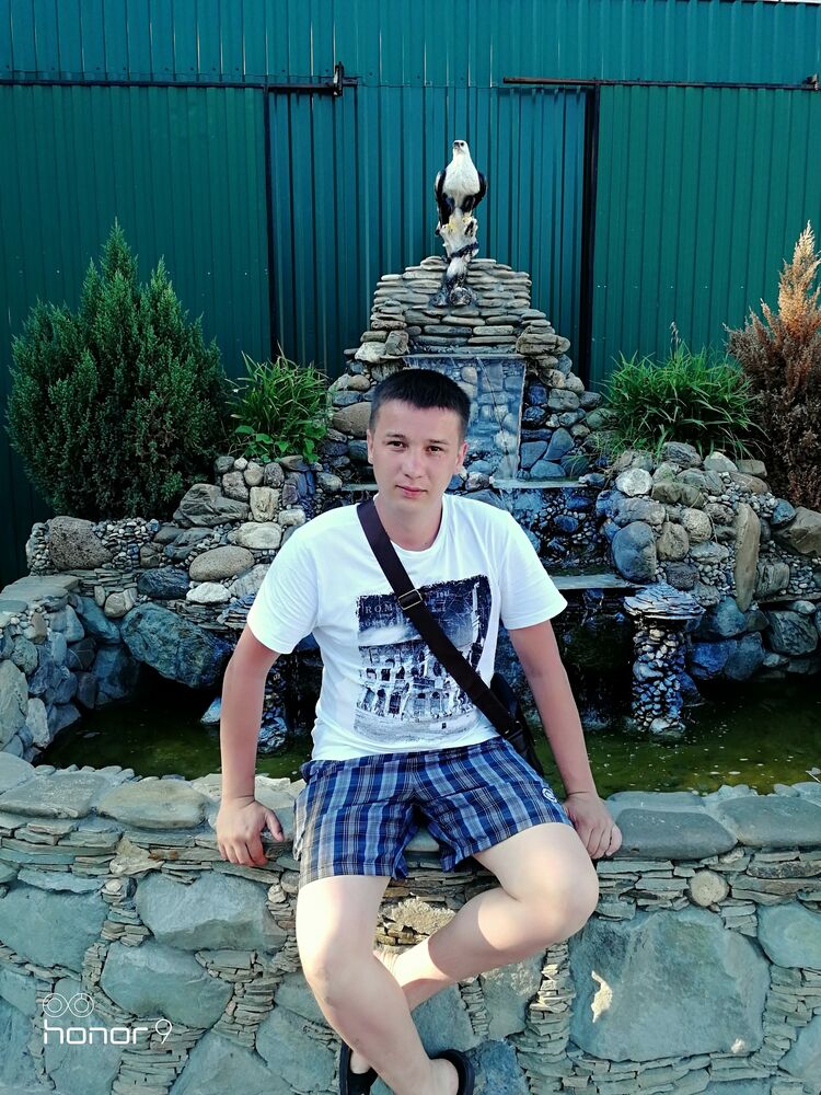  53826103  Ivan, 40 ,    