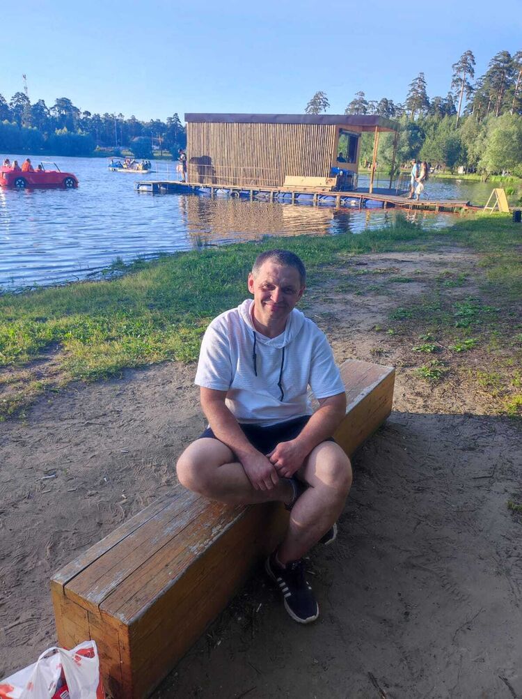  ,   Ruslan, 49 ,     , c , 