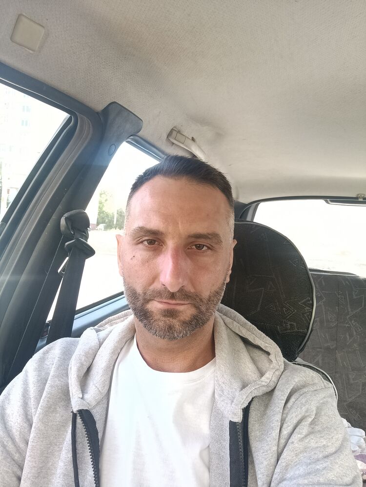  46299243  , 39 ,    