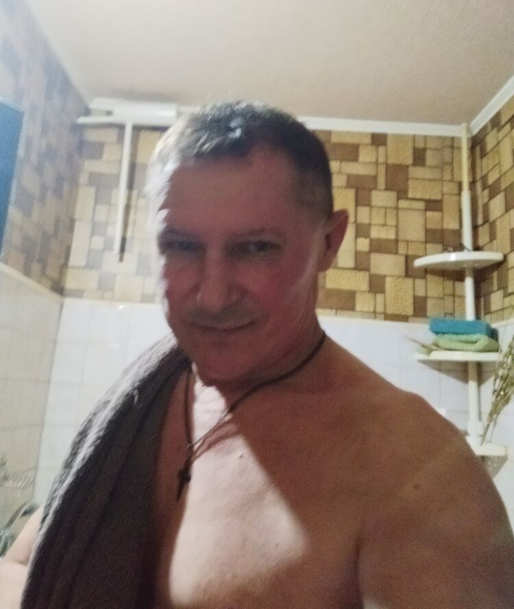  45303833  , 66 ,    