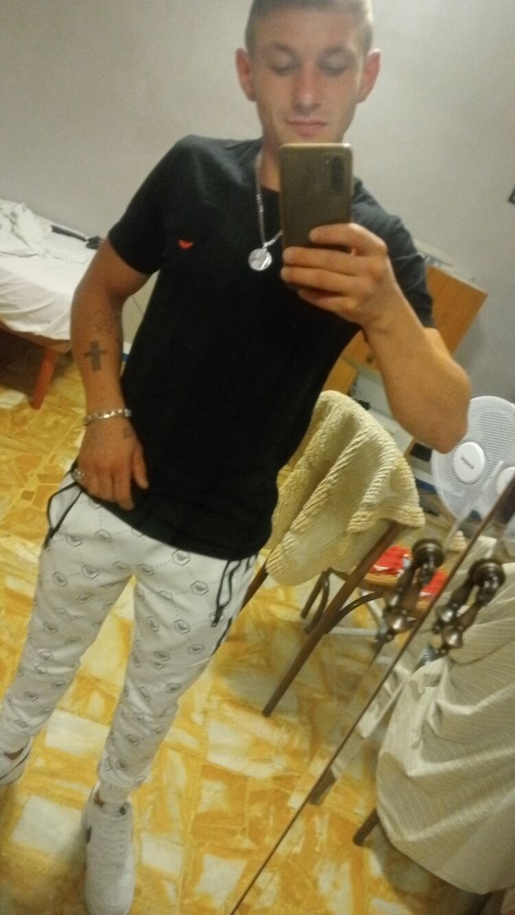  37405533  Vasyl, 28 ,    Druento