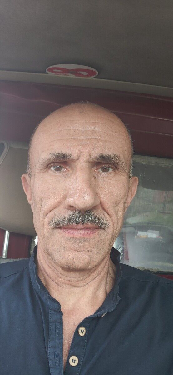  20849573  , 61 ,    