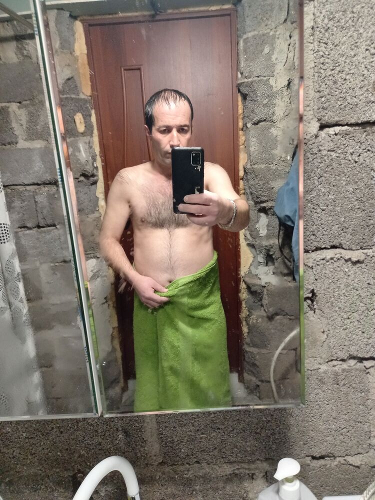  49131703  , 40 ,    