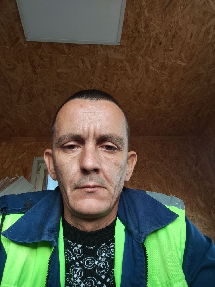  46821333  , 40 ,    
