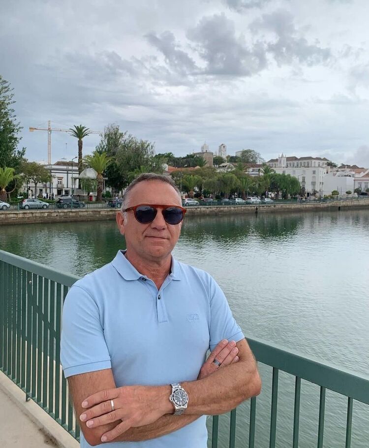  -,   Alexander, 52 ,   ,   , c 