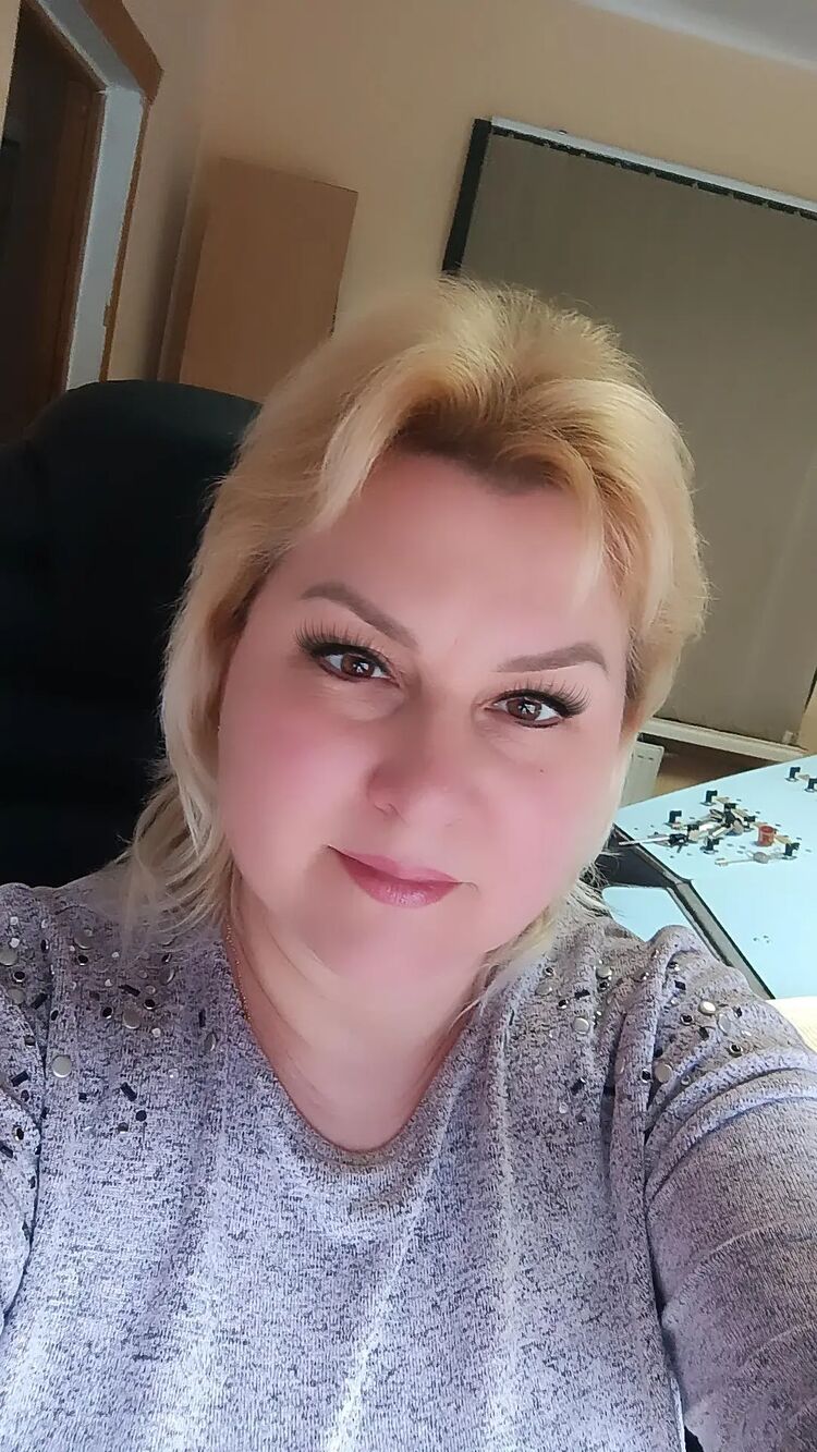  25979203  Natali, 47 ,    