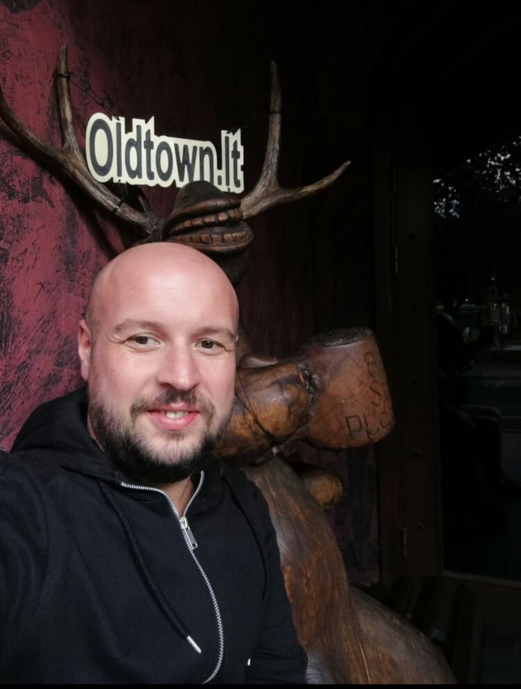  48608643  Leonid, 42 ,    