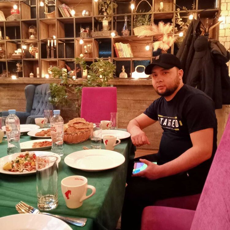  31820963  Ilan, 37 ,    