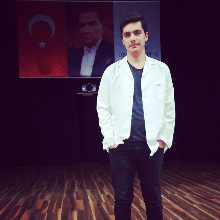  34270293  Emre, 26 ,    