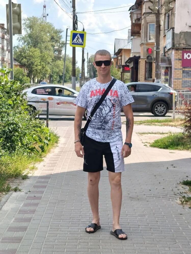 44841253  , 40 ,    