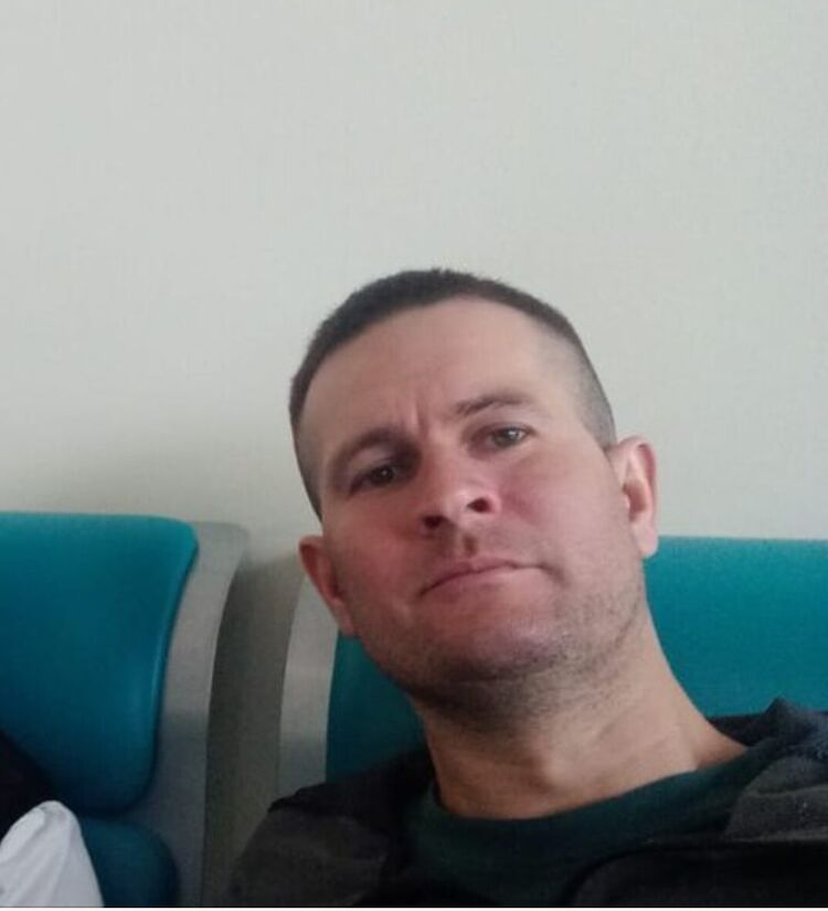  54222883  Poman, 44 ,    