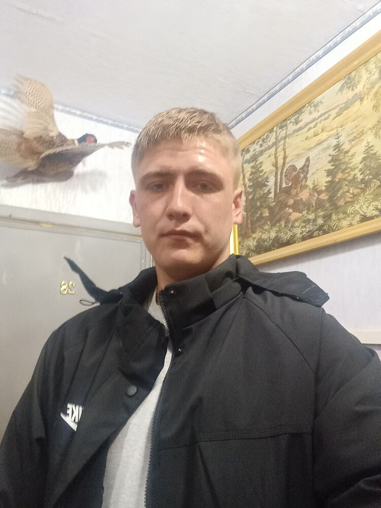  38888473  Anatoly, 23 ,    