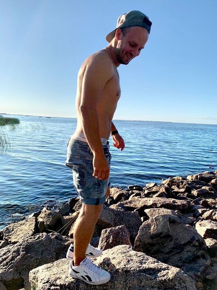  52964563  Oleg, 37 ,    -