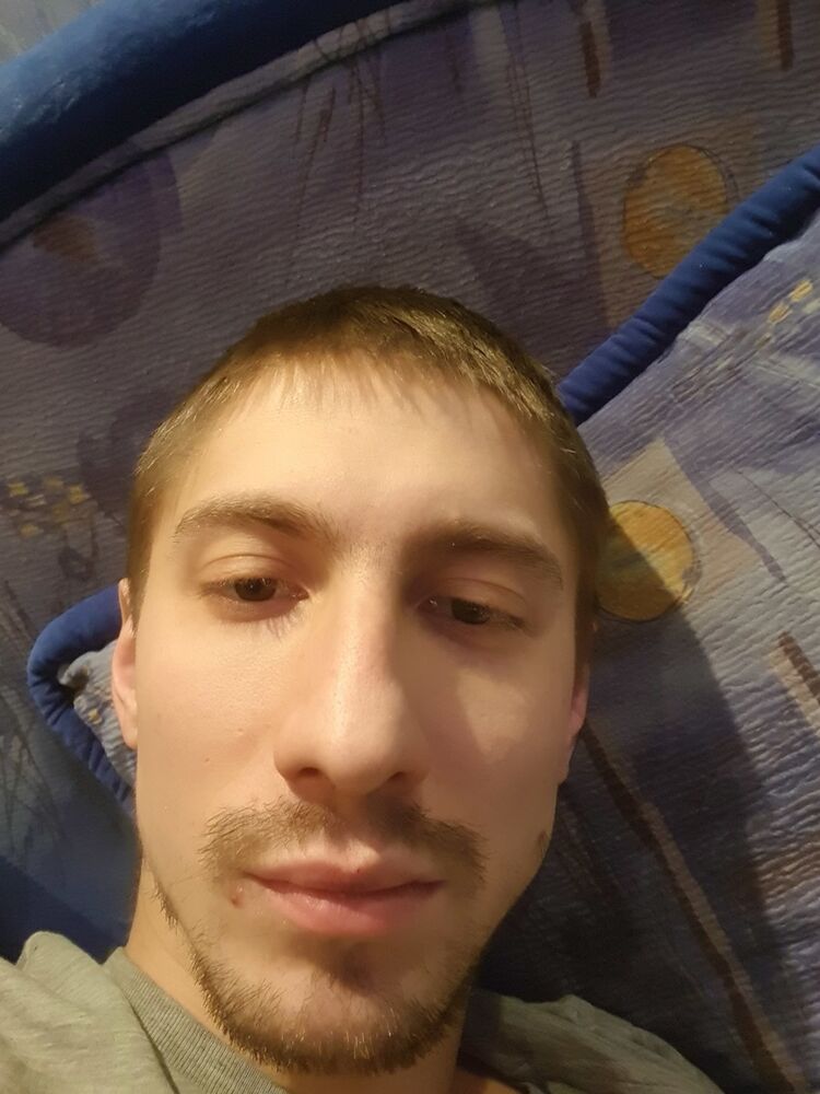  18805413  , 32 ,    
