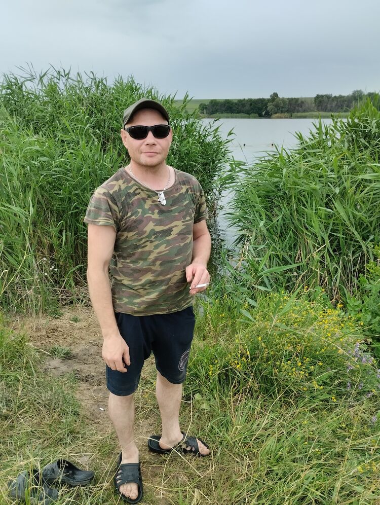  ,   Sergey, 37 ,   ,   , 