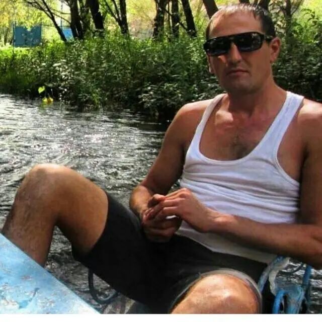  ,   Arman, 44 ,   ,   