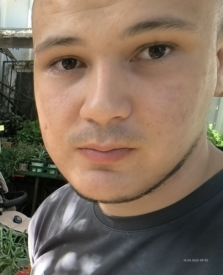  51906213  , 21 ,    Holon