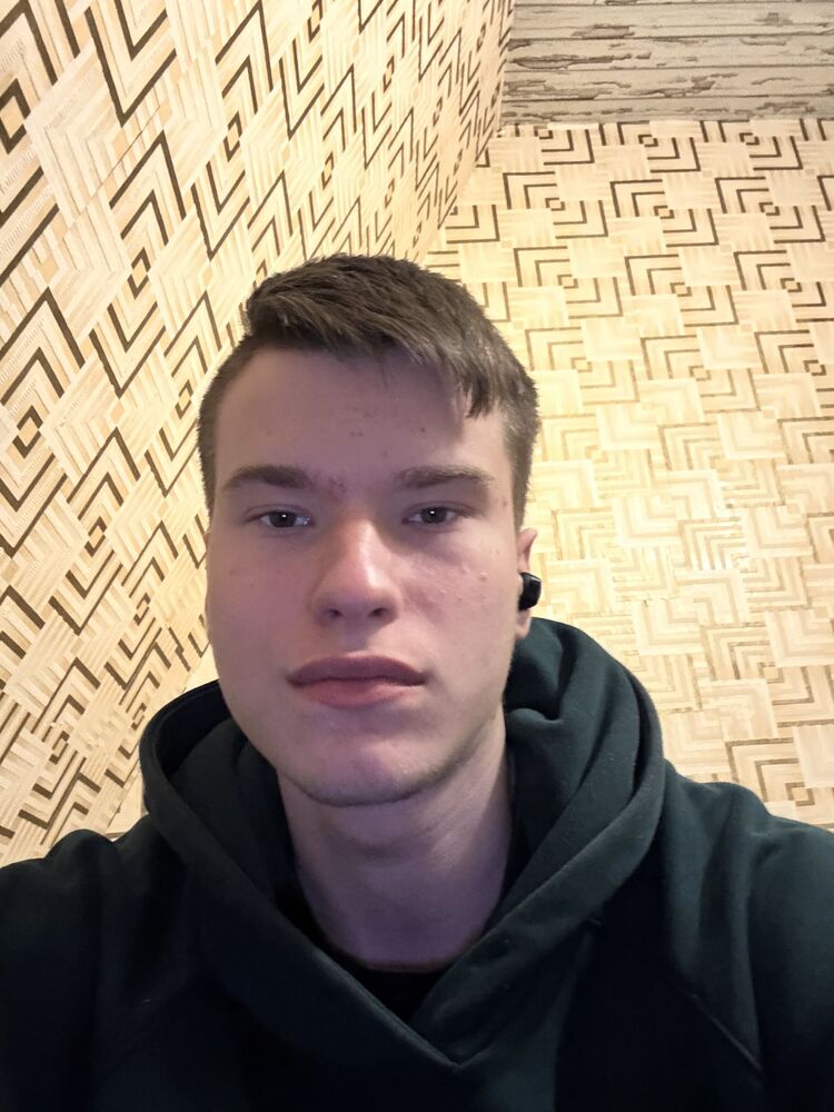  ,   Aliksejs, 18 ,   ,   
