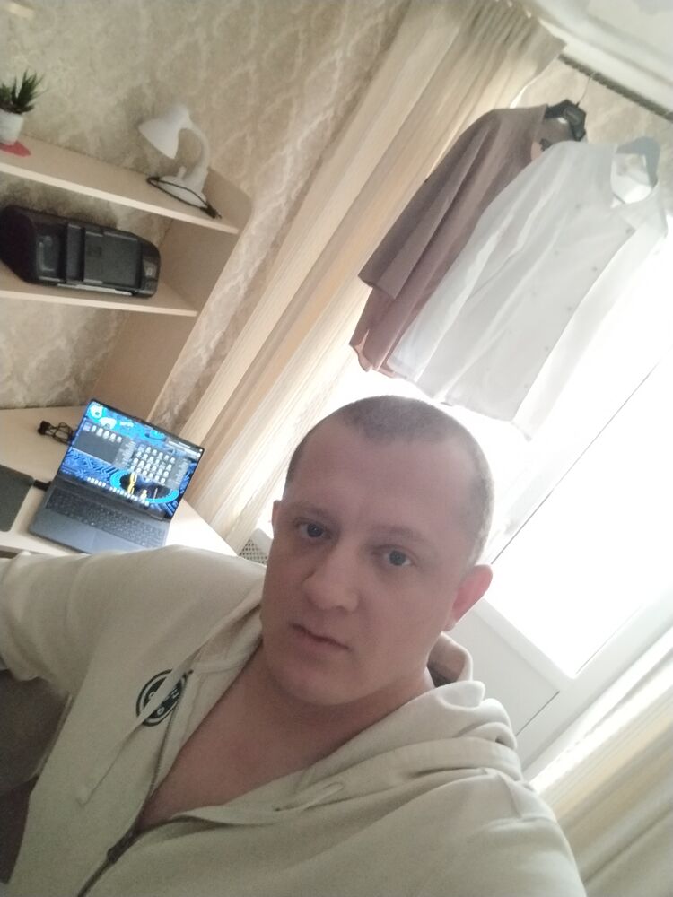  52415373  , 36 ,    