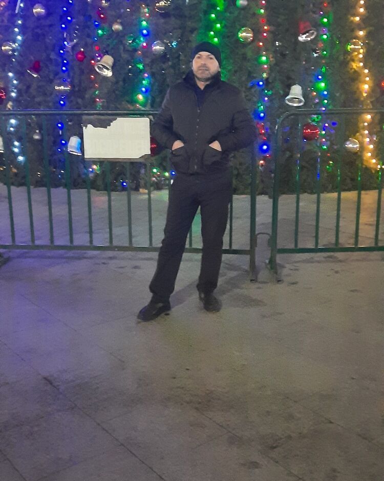  ,   Mirza, 42 ,   ,   