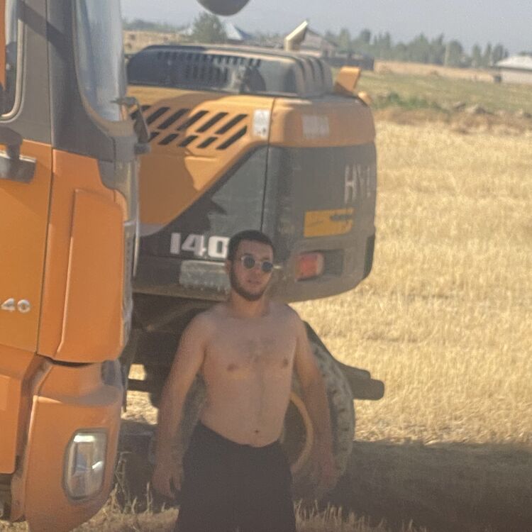  53434973  Roma, 24 ,    