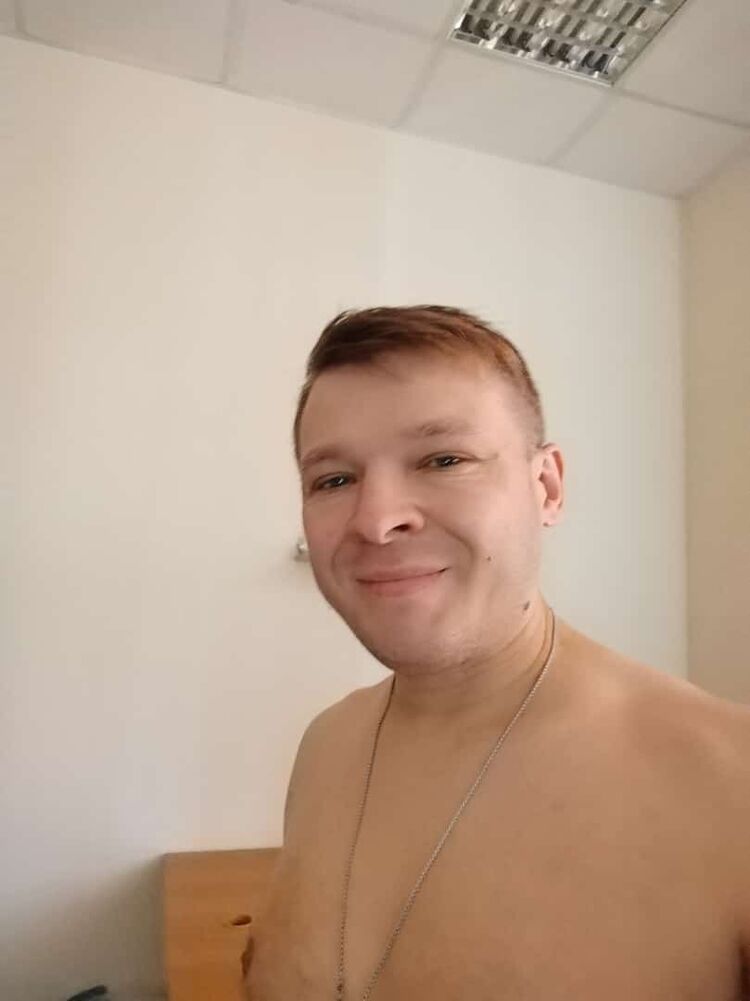  44975433  , 40 ,    