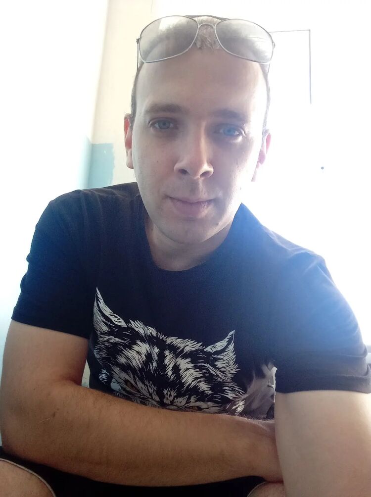  33638453  Sergey, 31 ,    