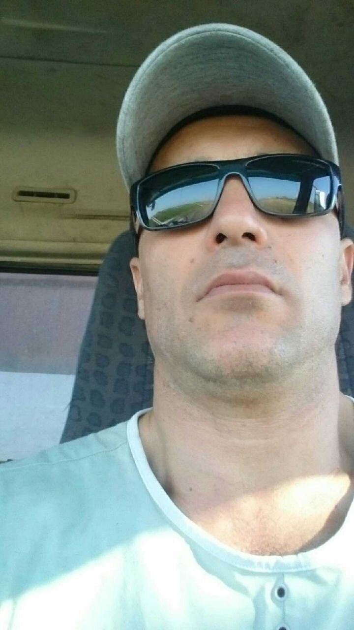  28592193  , 43 ,    