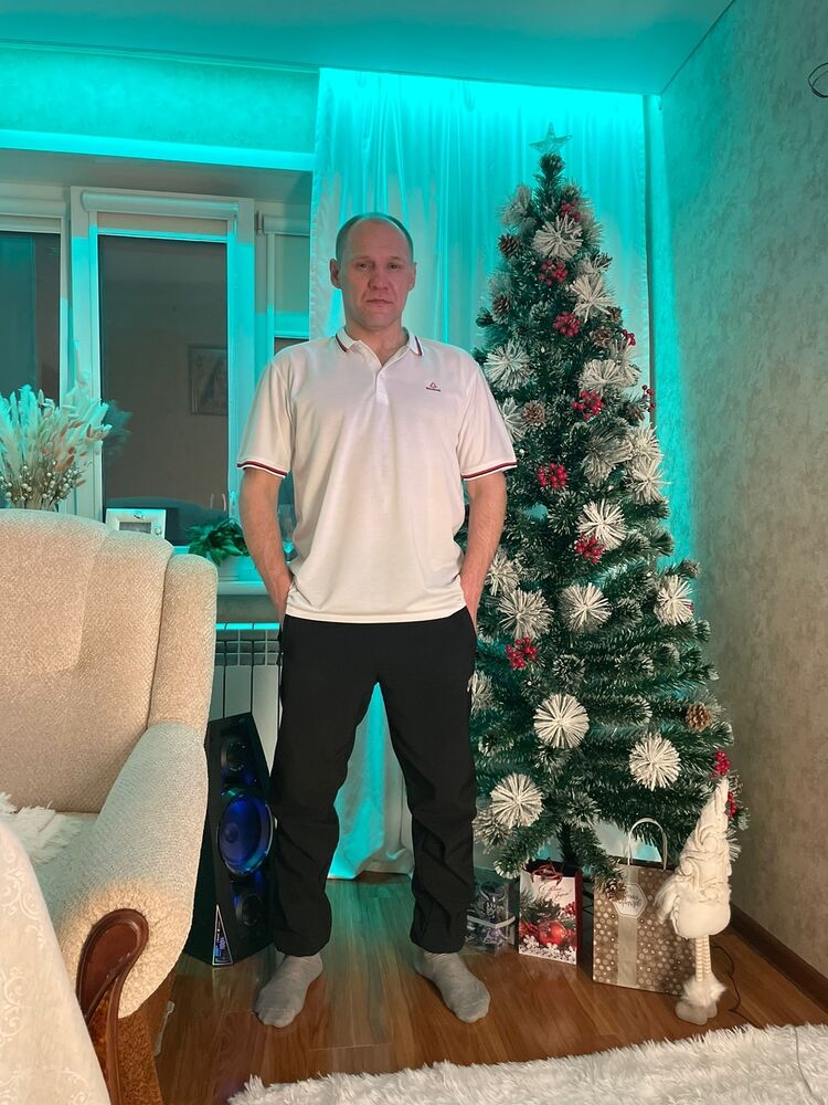  31663243  Aleksey, 45 ,    