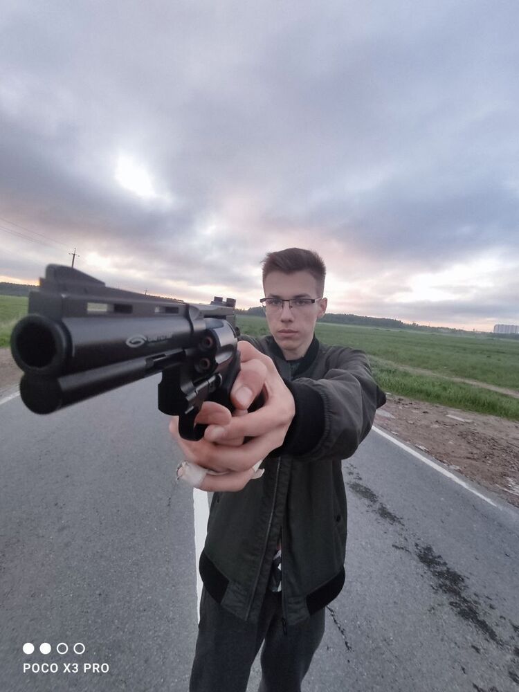  27083953  , 21 ,    -