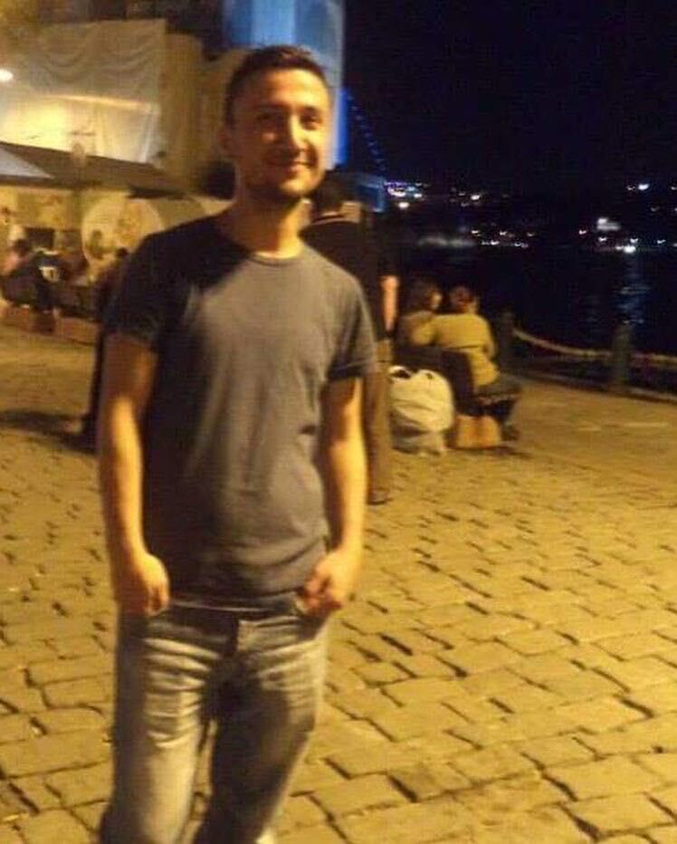 35585693  Niyazi, 40 ,    Ortakoy