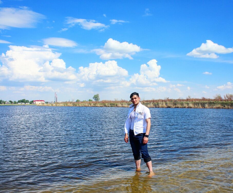  14014263  Zaki, 30 ,    