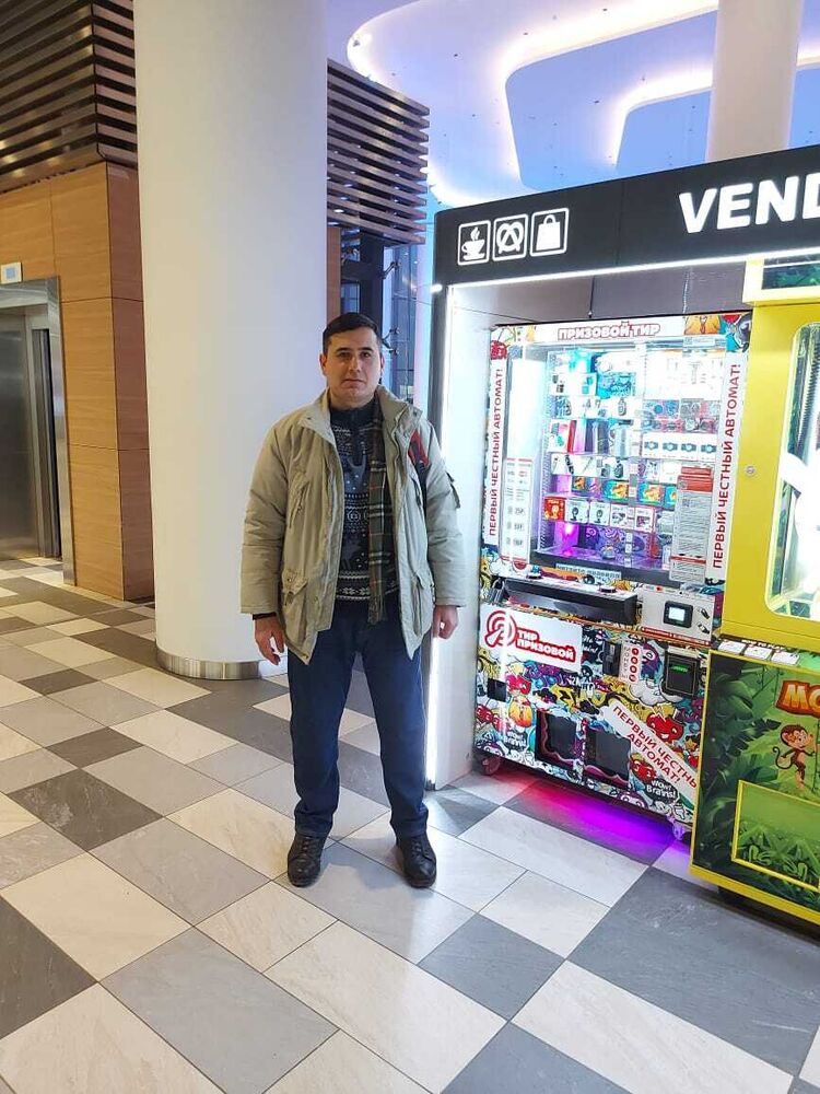  ,   Zaxar, 44 ,   ,   