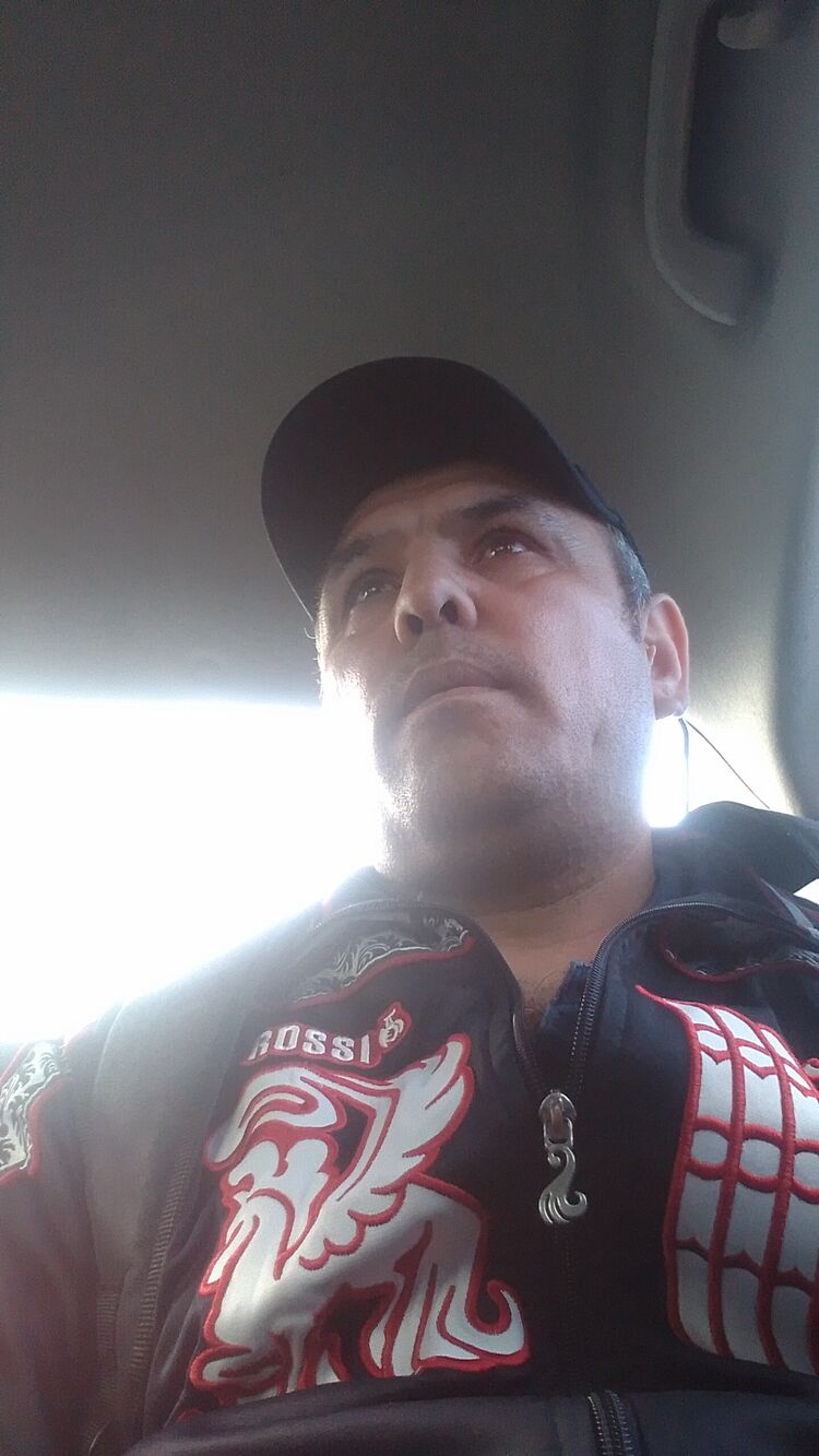  35555973  Zoir, 43 ,    