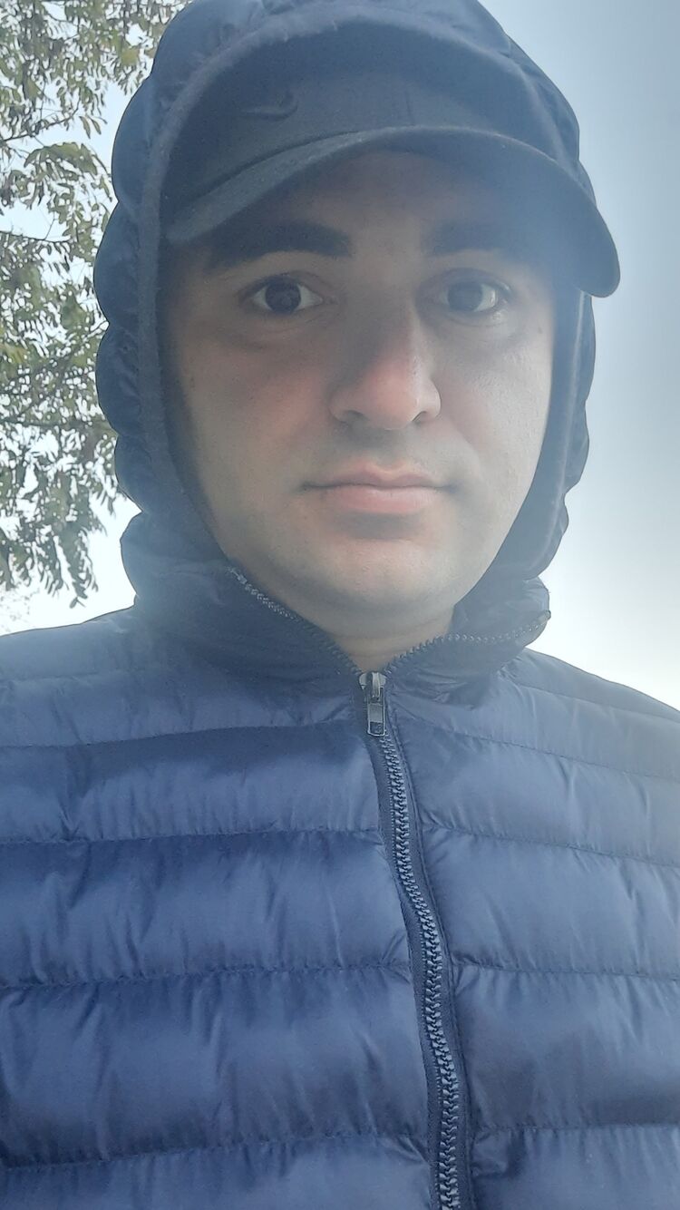  49758173  , 34 ,    