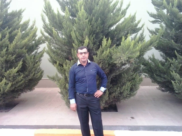  ,   Elnur, 45 ,   
