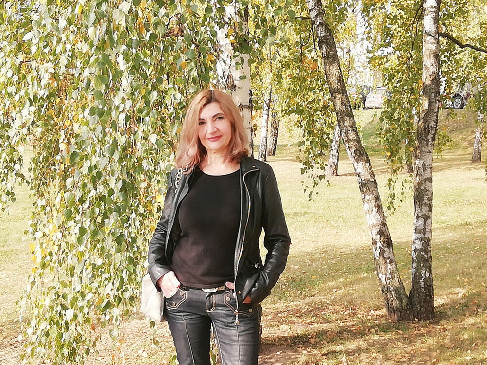  ,   Elena, 56 ,     , c 