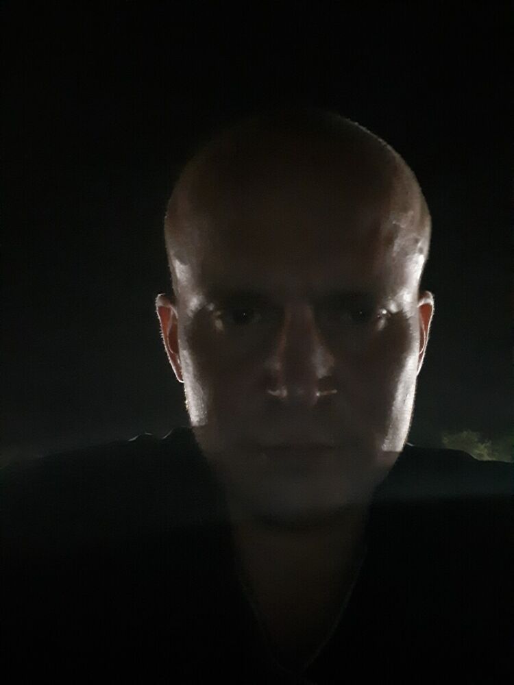  21102543  , 44 ,    
