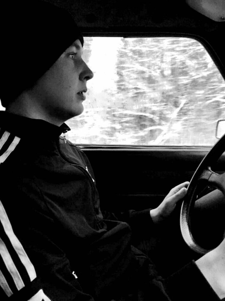  -,   Egor, 25 ,   ,   , c , 