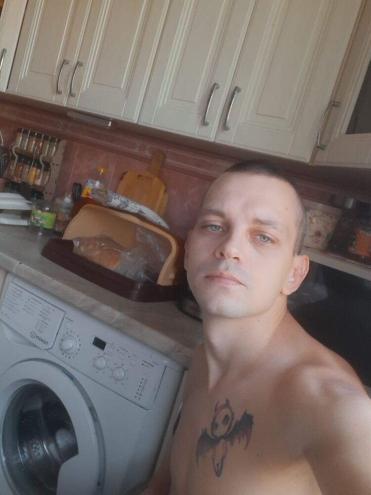  46219683  , 30 ,    