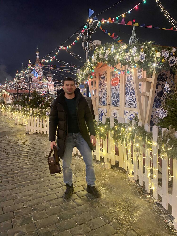  38352313  Markus, 30 ,    