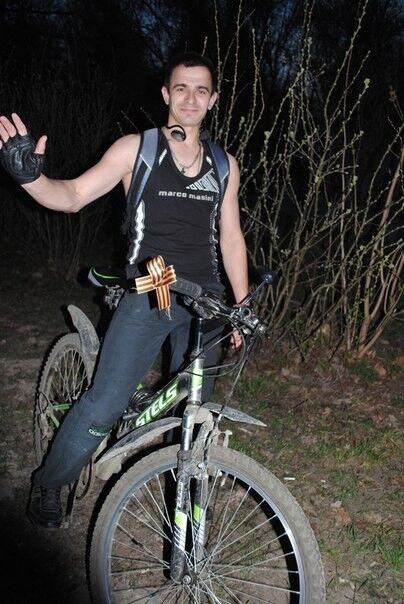   ,   Arturs, 37 ,   