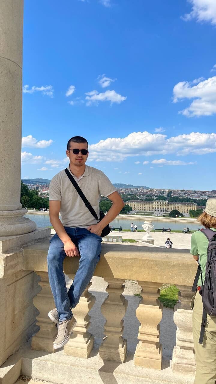  51948123  , 27 ,    Neuhaus Am Rennweg