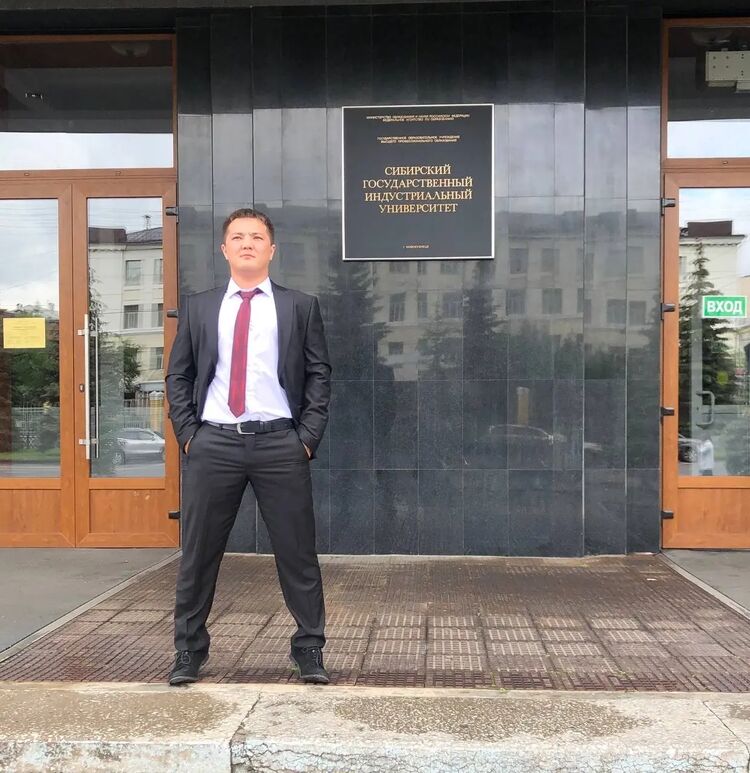  29372053  Renat, 28 ,    