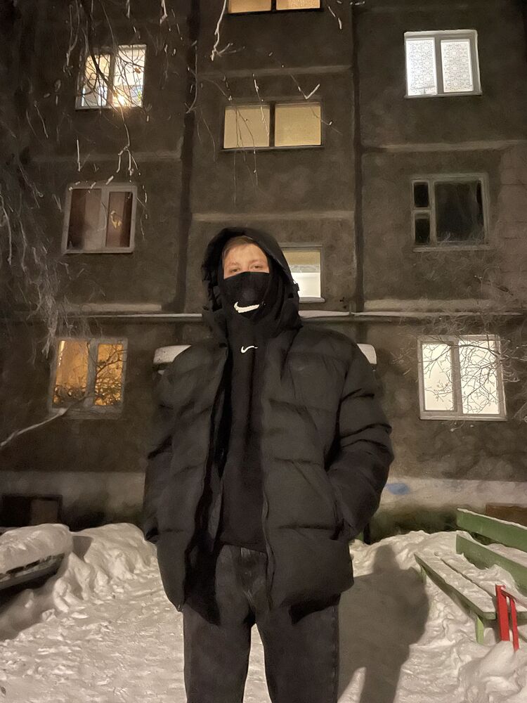  39903313  , 22 ,    