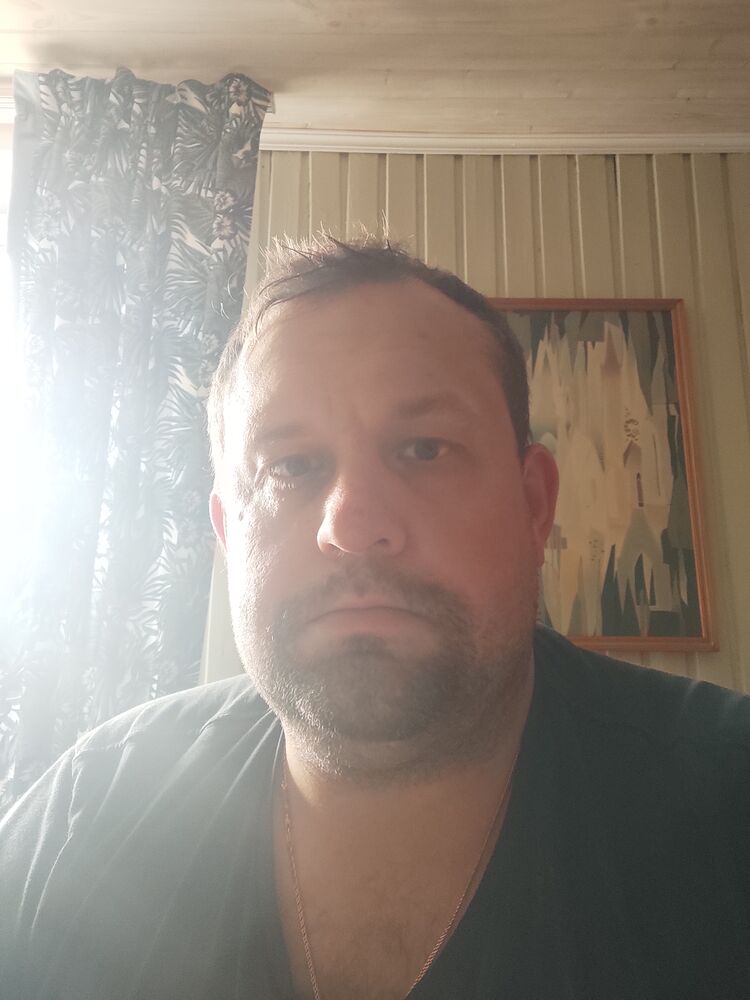  26694473  Ilya, 36 ,    